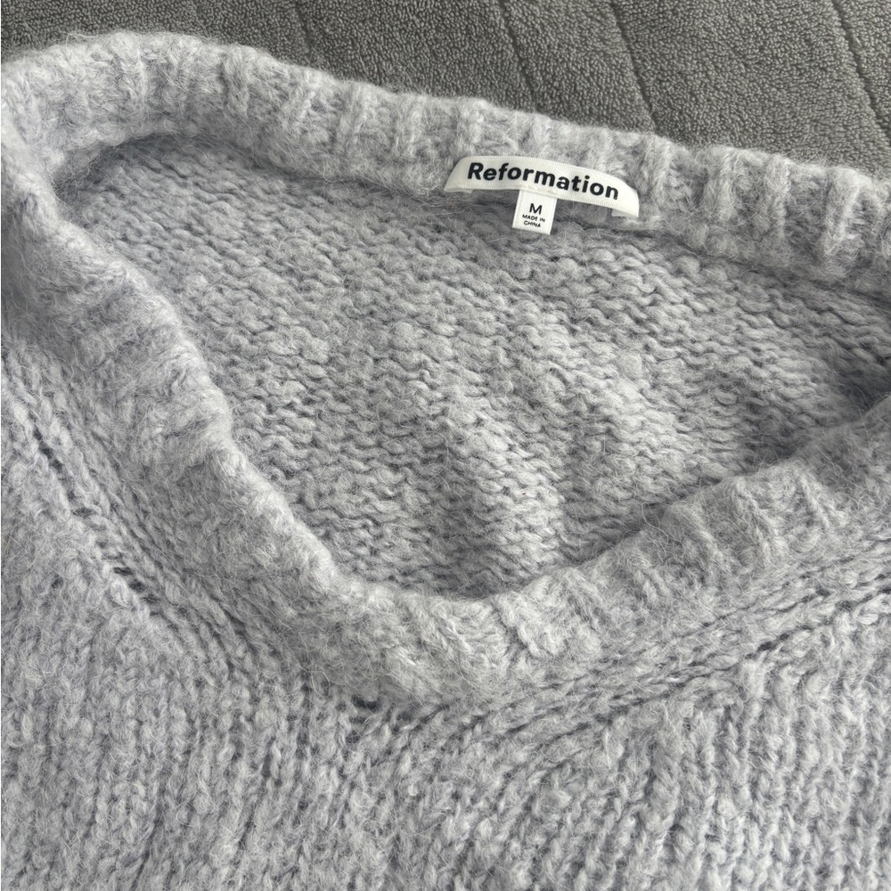 Reformation Wenda Sweater Lavender Mist Blue Cropped V neck Pullover - Picture 11 of 14